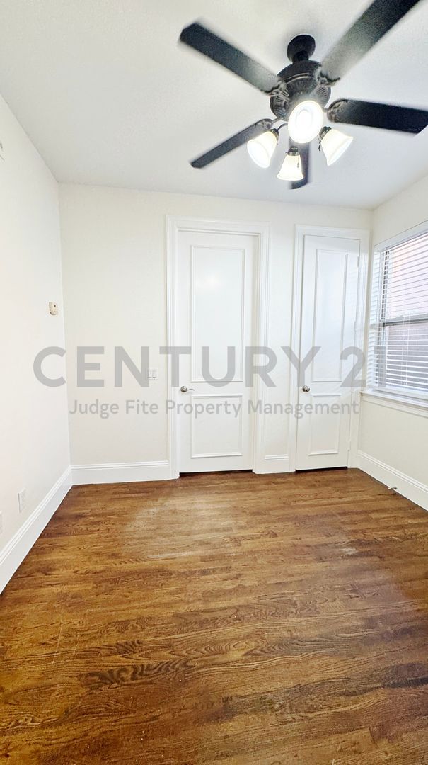 Building Photo - 4148 Grassmere Ln