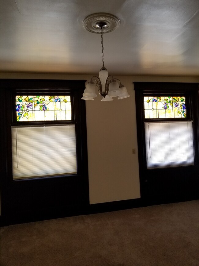 Living Room - 535 Maple Ave