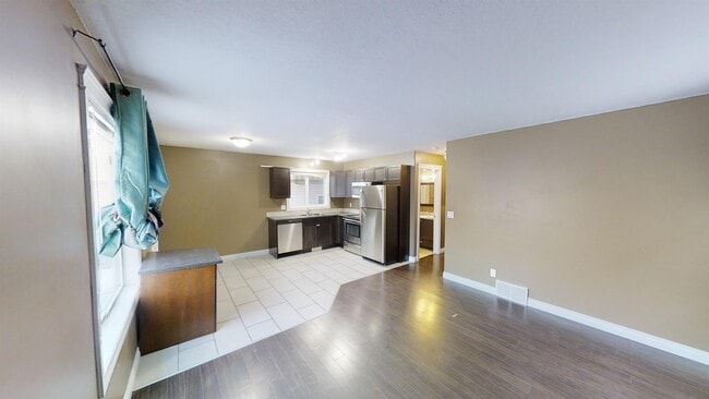 Photo du bâtiment - 10272 A 85 St