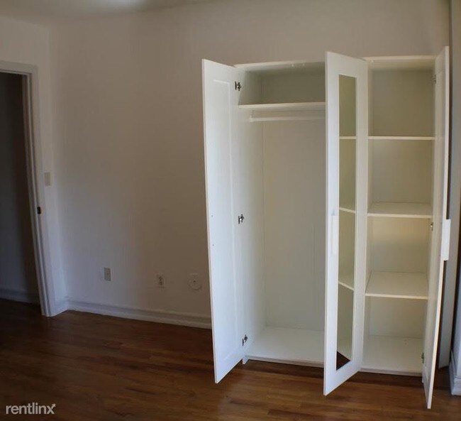 Foto del edificio - 2 br, 1 bath Apartment - 3211 23rd St