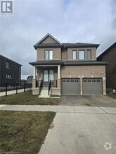 Building Photo - 88 Blacklock St