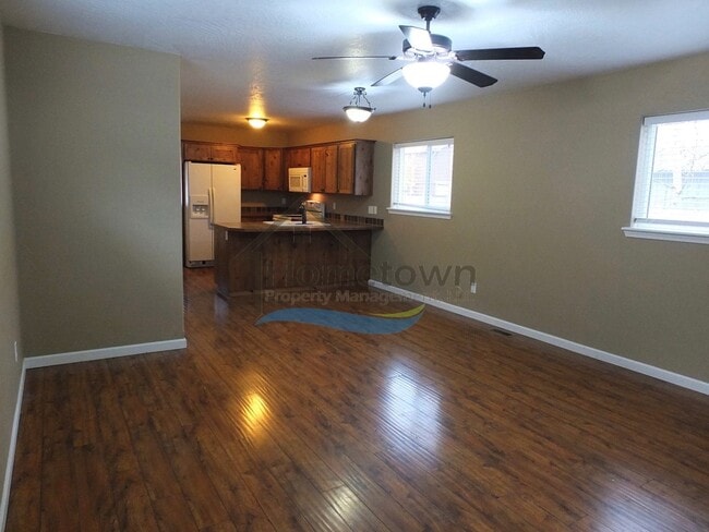 Building Photo - 3-Bedroom Home in Central Coeur d'Alene wi...