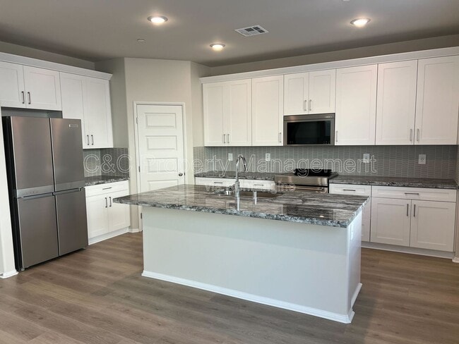 Foto del edificio - 2084 Mandarin Ln