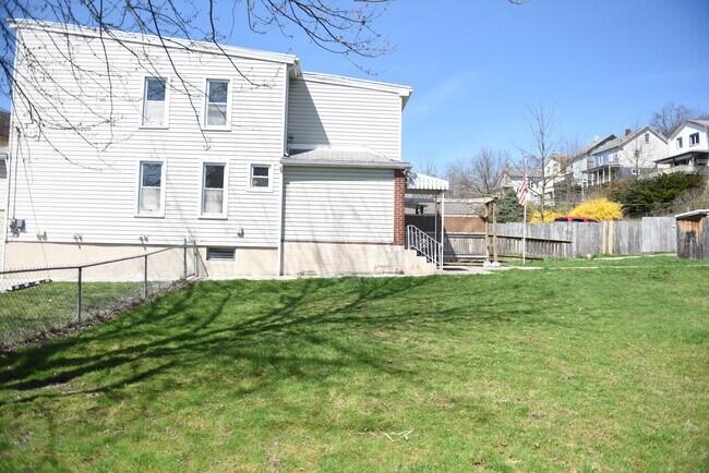 Building Photo - 2312 18th st