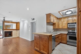 Building Photo - 750 State St