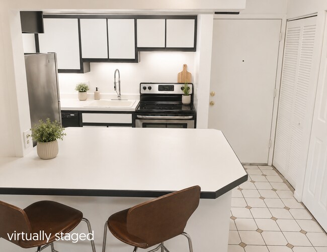 Foto del edificio - 3250 O'Neal Cir