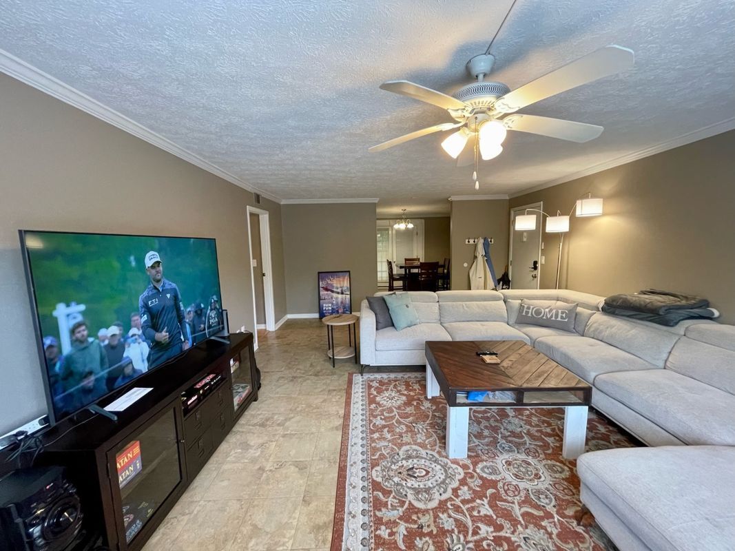 Primary Photo - 115 Biscayne Dr NW