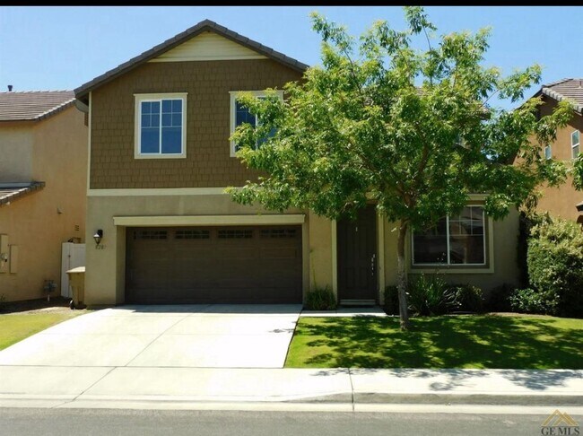Foto del edificio - Stunning 4BR House in Bakersfield