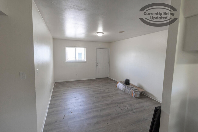Foto del edificio - 701 W Cunningham Dr