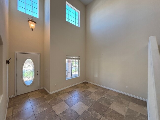 Building Photo - 5991 Bassio Ave