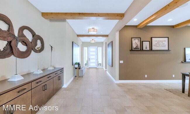Building Photo - 4 br, 4.5 bath House - 10118 E Tesla Ave