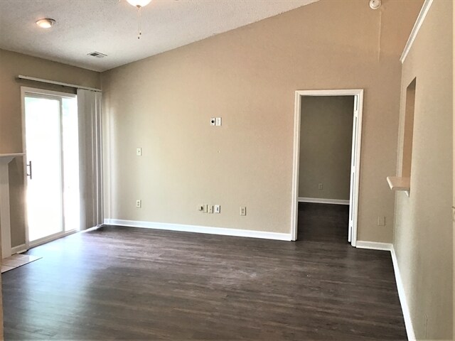 Building Photo - 13099 Sterling Commons