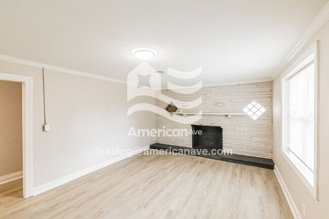 Foto del edificio - 2403 2nd St E