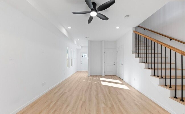 Foto del edificio - 4227 Gunter St