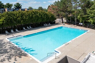 Building Photo - Ridgewood Apartments
