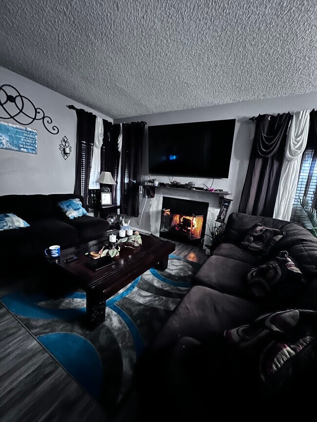 Foto del edificio - 39774 Knollridge Dr