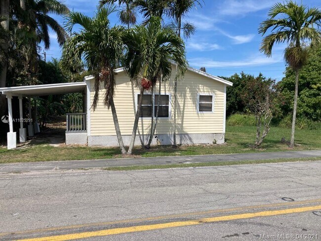 Building Photo - 179 S Barfield Hwy