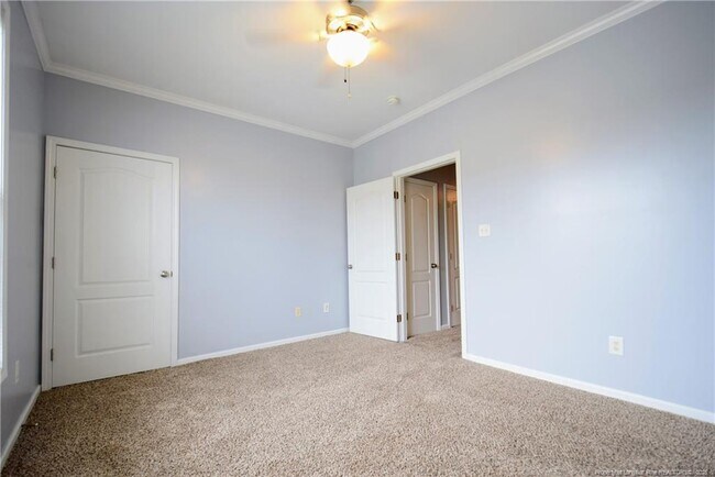 Building Photo - 1321 Kershaw Loop