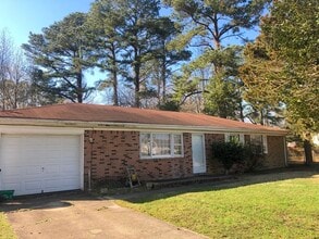 Building Photo - 2361 Seaboard Rd