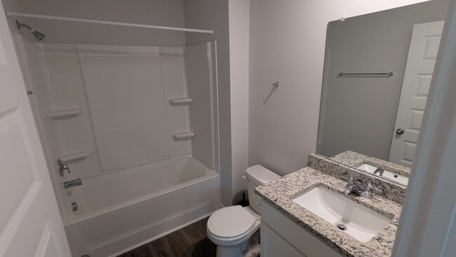 Building Photo - 385 Coconut Dr