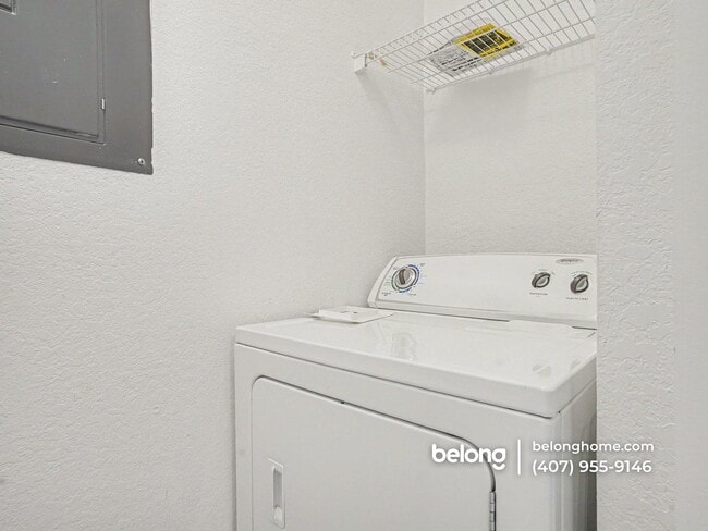 Building Photo - 8929 Legacy Ct