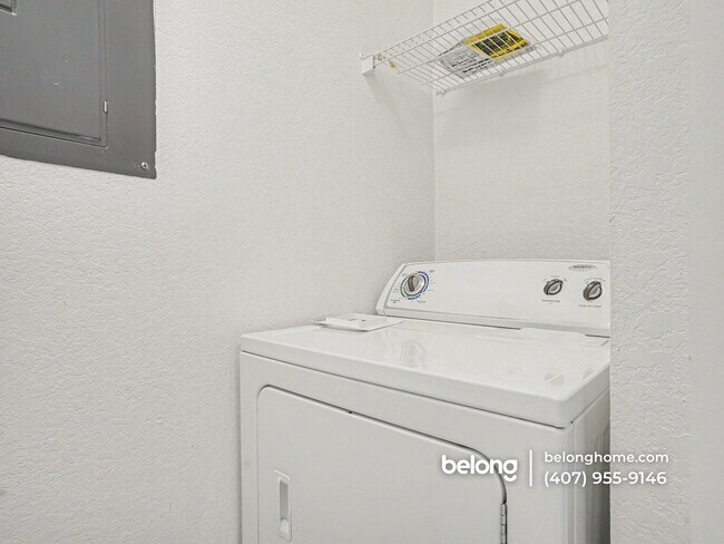 Foto del edificio - 8929 Legacy Ct