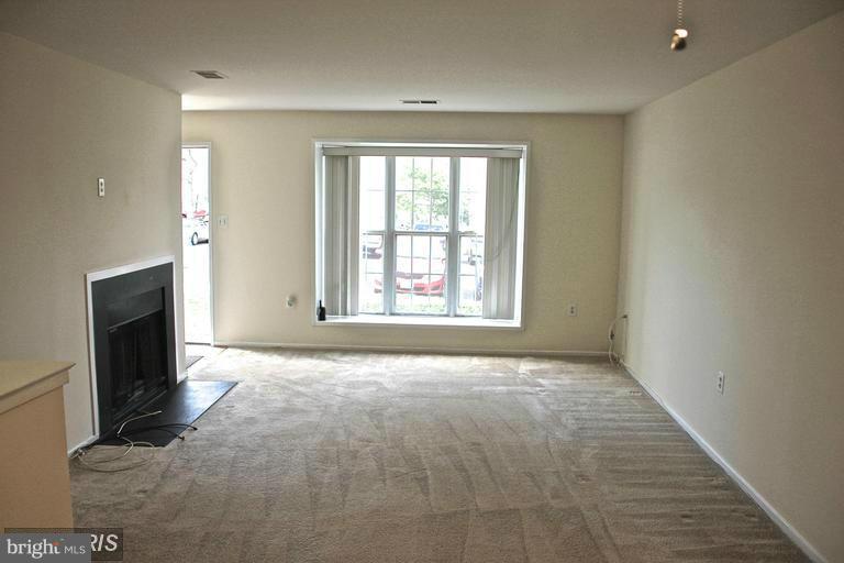 7713 Lexton Pl Unit 56, West Springfield, VA 22152 Room for Rent in