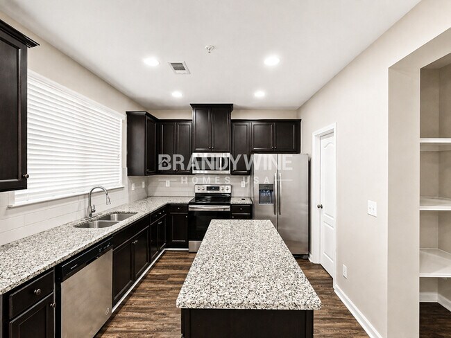 Building Photo - 3892 Augustine Pl