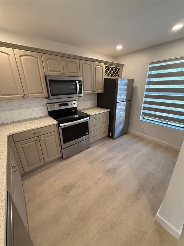 Photo - 13004 SW 88th Terrace S 13004, Miami, FL 33186