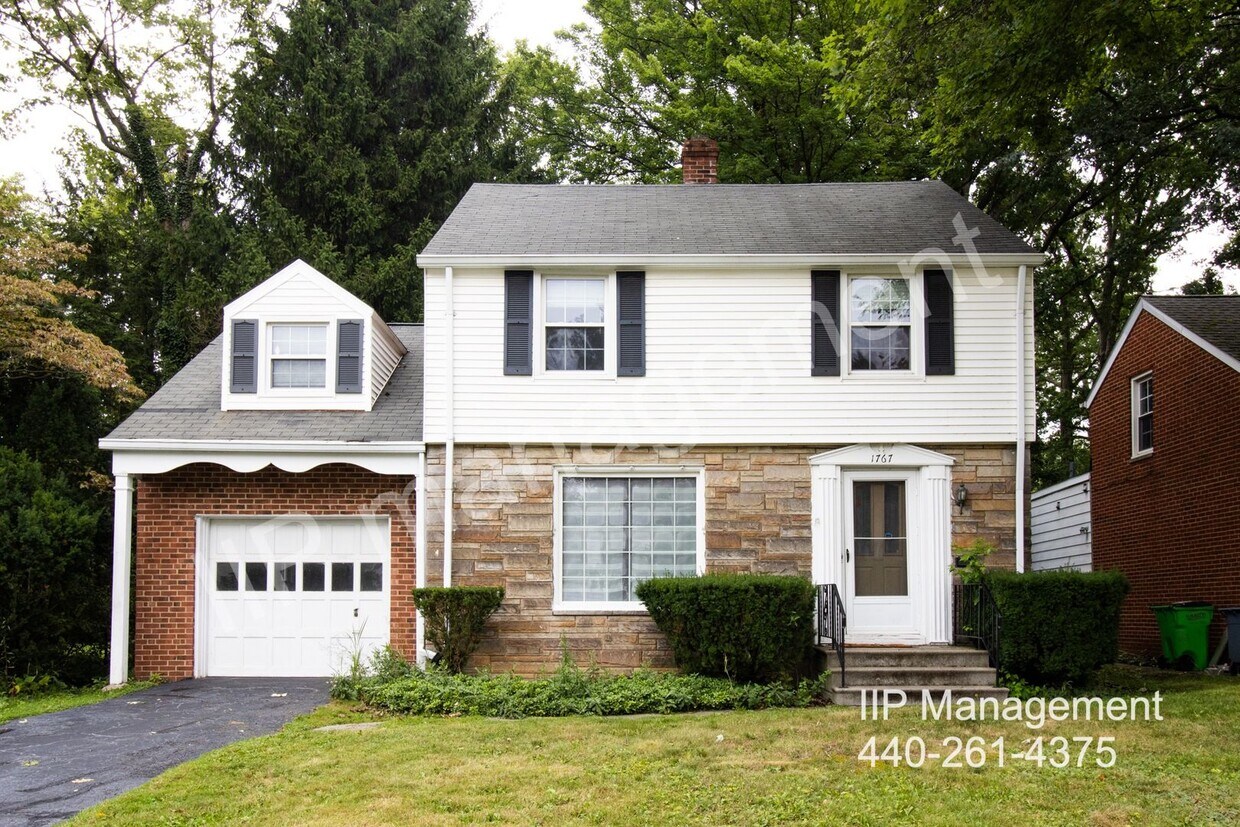 Primary Photo - Classic Charming 3BD Colonial in S. Euclid!