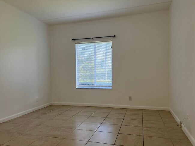 Foto del edificio - 4551 Oak Terrace Dr