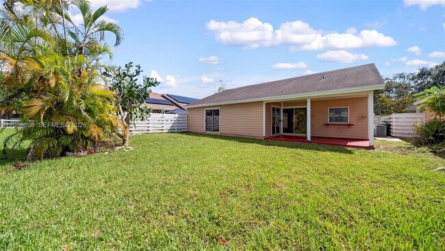 Foto del edificio - 14780 SW 139th Ct