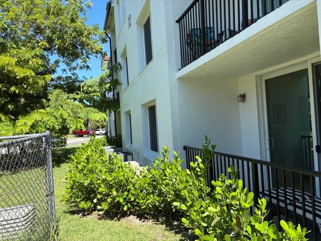 Photo - 1205 Villa Cir Apartment