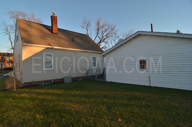 Foto del edificio - 1229 Oakland Rd NE