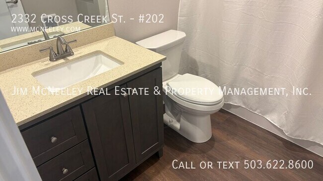 Foto del edificio - 2332 Cross Creek St