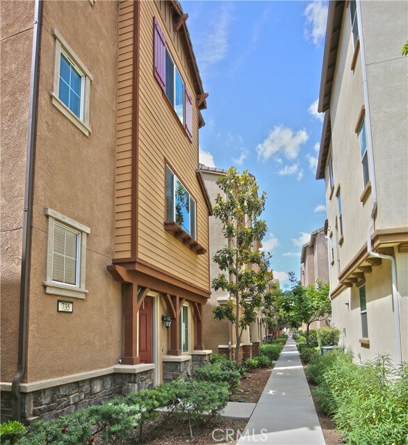 Foto del edificio - 735 Banyan Wy