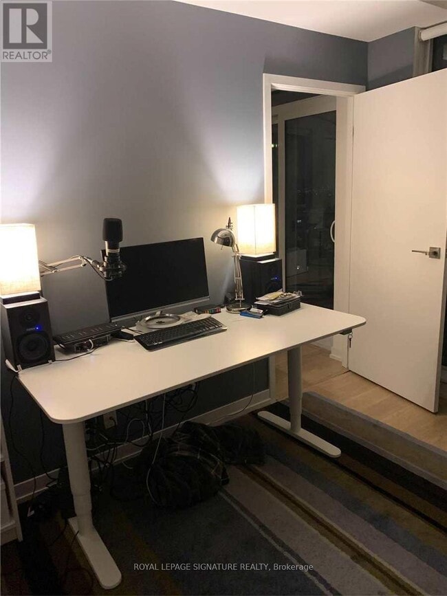 Building Photo - 98 Lillian St