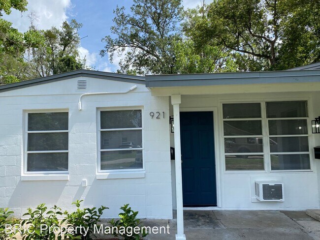 Foto del edificio - 2 br, 1 bath House - 921 Mead Ave