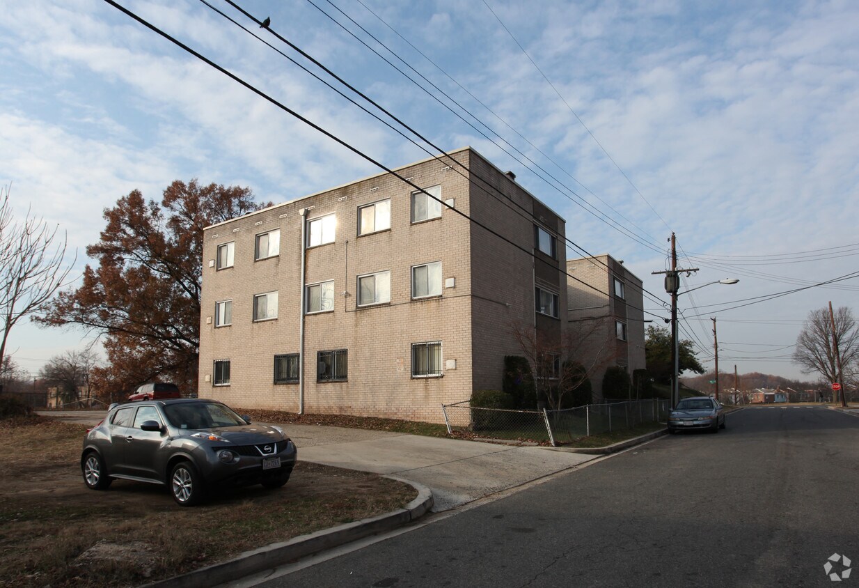 Foto del edificio - 4907 A St SE