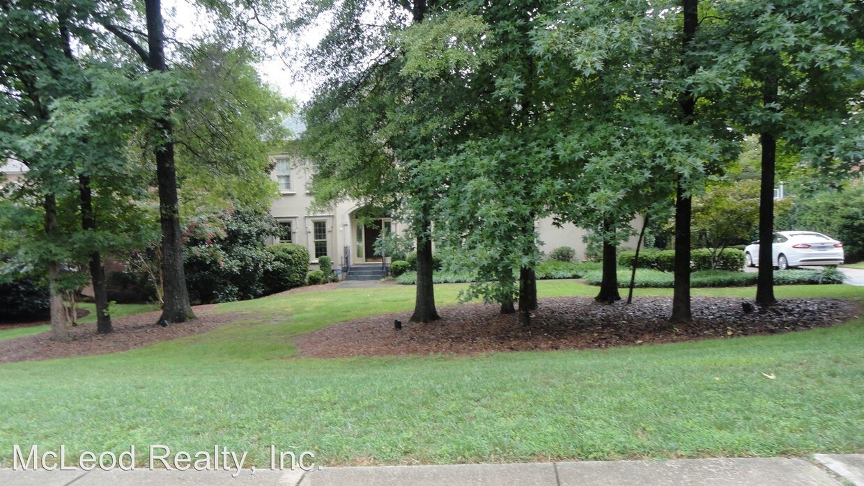 Foto principal - 14930 Ballantyne Country Club Dr
