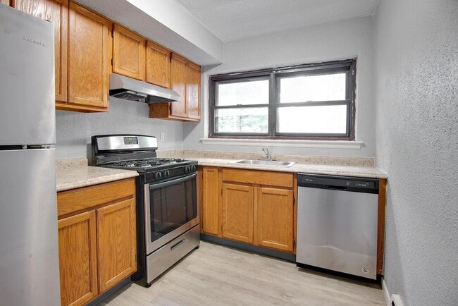 Building Photo - Samanna Apartments