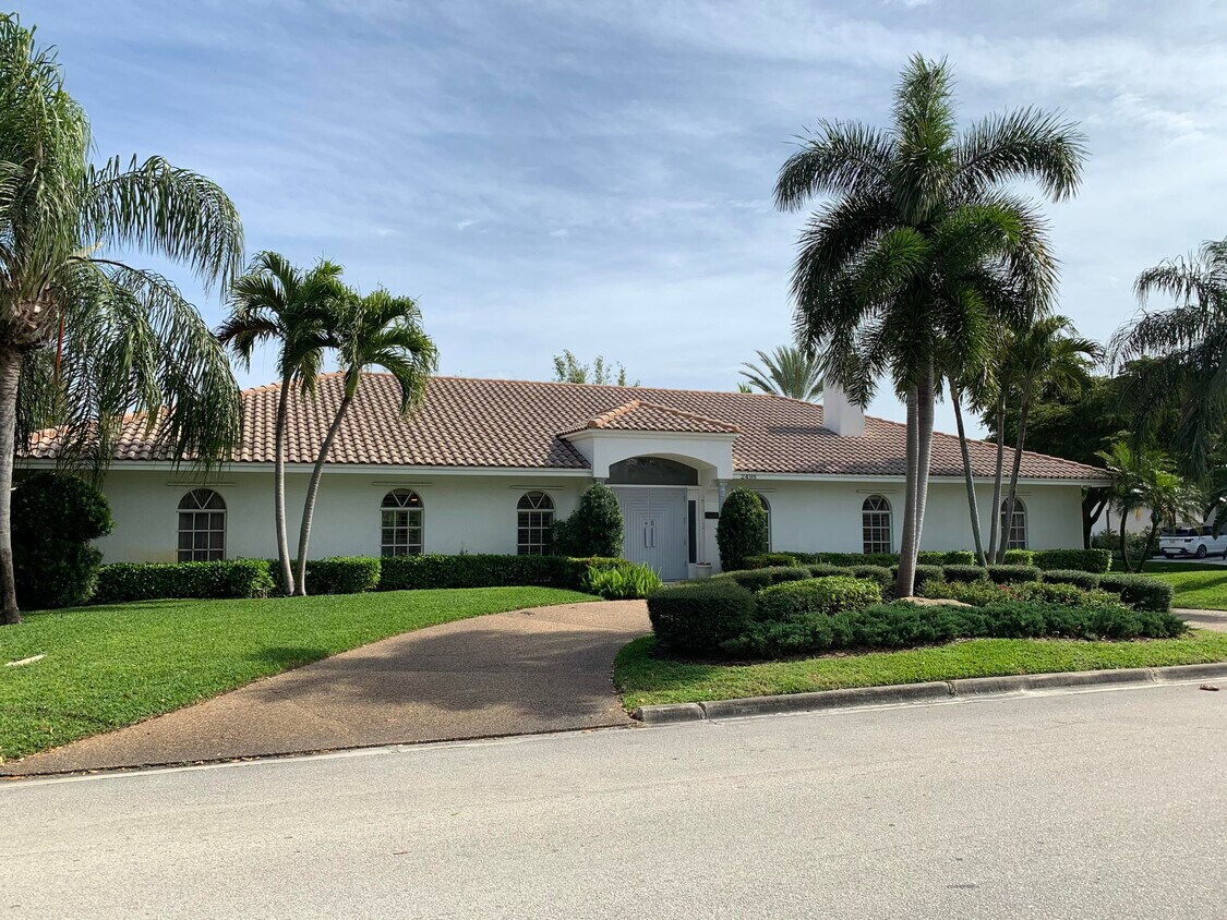 Foto principal - 2498 Date Palm Rd