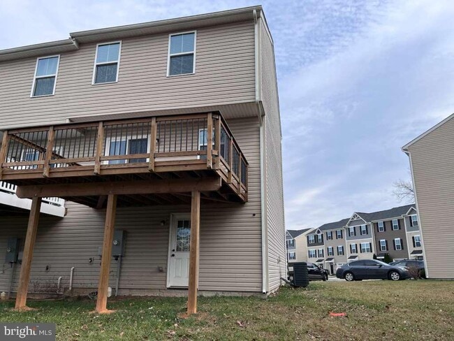 Building Photo - 2862 Farzi Cir