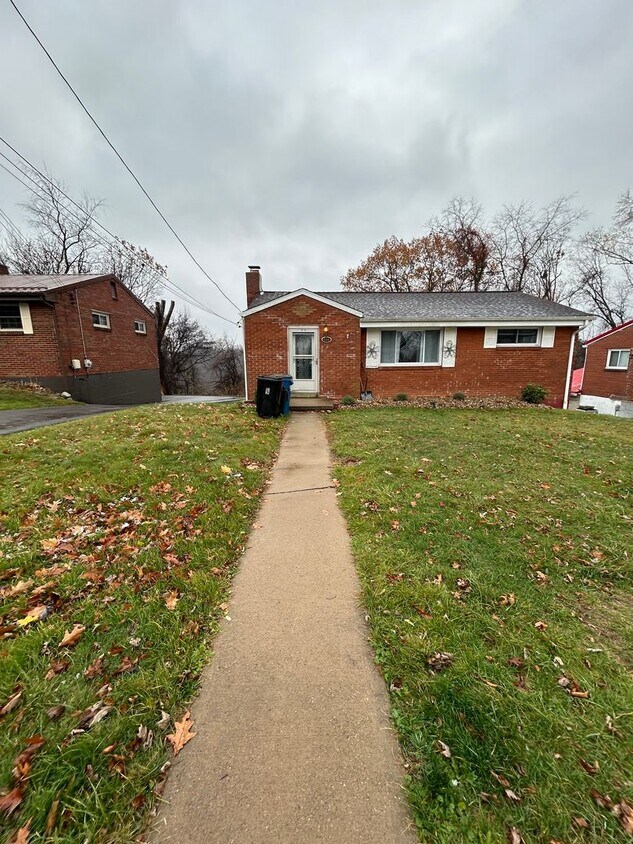Photo - 506 Crescent Boulevard Ext