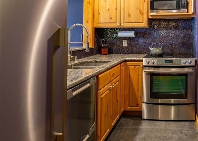 Building Photo - Charming 2BR Condo in Deming