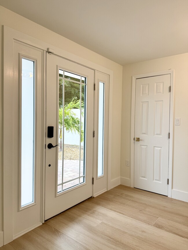 Building Photo - 156 N Boulevard of the Presidents