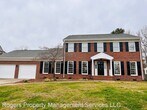 Foto principal - 4 br, 3 bath House - 511 Holly Rd.