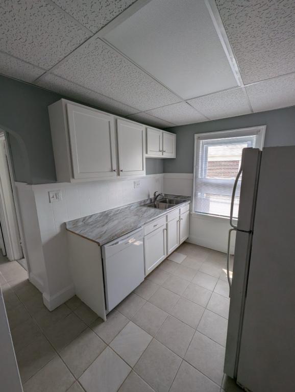 Foto del edificio - 2539 Leslie Ave
