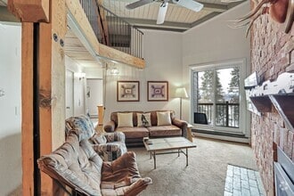 Building Photo - 2102 Lodgepole Cir