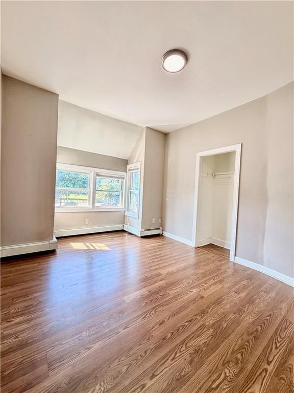 Foto del edificio - 664 Plainfield St